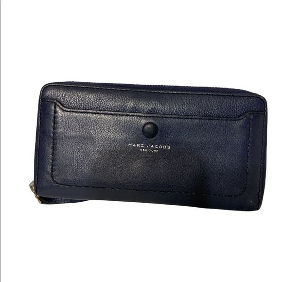 MARC JACOBS NAVY BLUE ZIP AROUND WALLET - Picture 1 of 9